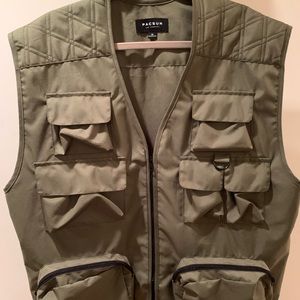 Green XL Pacsun Fishers man Vest